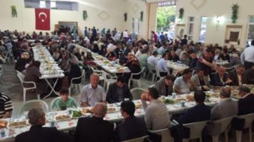 Şehit Semih Turgut İ&ccedil;in İftar Yemeği D&uuml;zenlendi