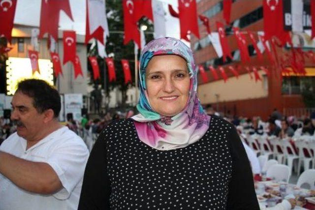 Beykoz Belediyesi, Taksicileri Iftar Sofrasında Buluşturdu