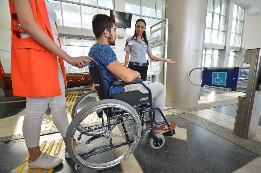 İzmir&rsquo;de 45 Kırmızı Bayrak Gururu