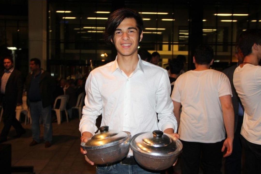 &Uuml;mraniye&rsquo;de Temcid Pilavlı Sahur