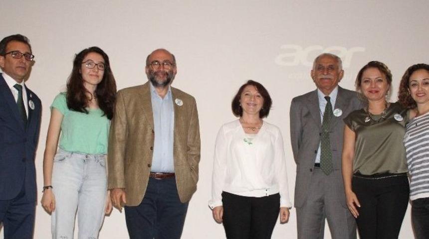 İzmir&rsquo;de &rsquo;skolyozun Farkında Mısın?&rsquo; S&ouml;yleşisi