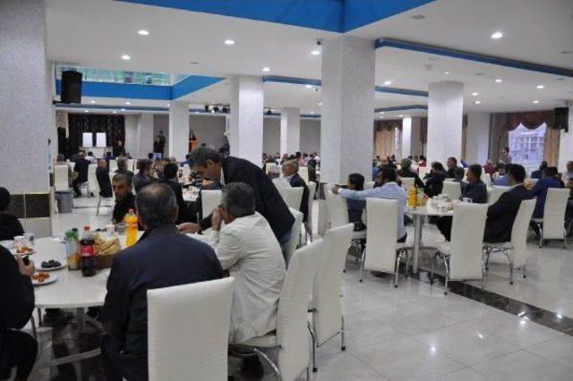 Düzce Belediyesinden Yüksekovalılar a Iftar 1