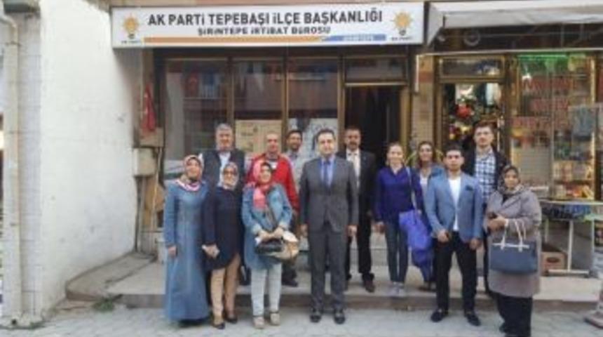 Ak Parti Tepebaşı İl&ccedil;e Teşkilatının İftar Programları Devam Ediyor