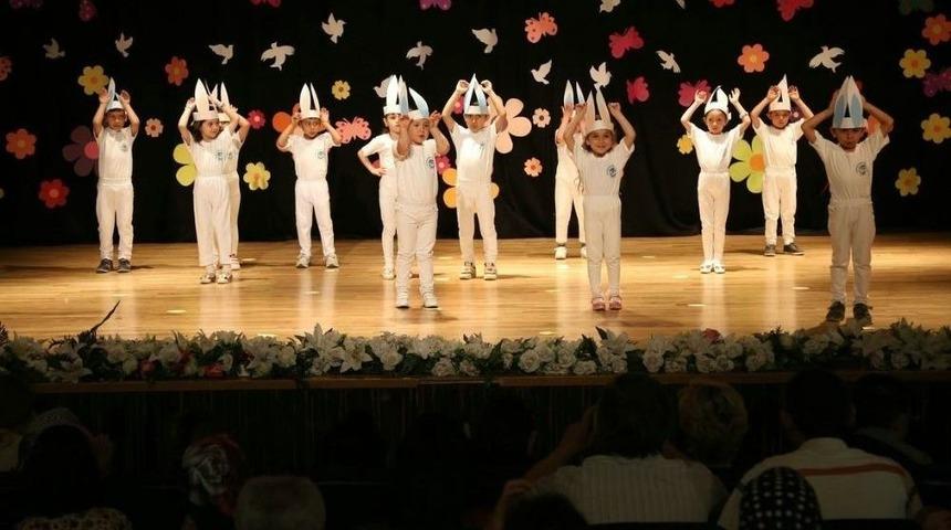 &Ccedil;ocuklardan Muhteşem G&ouml;steri