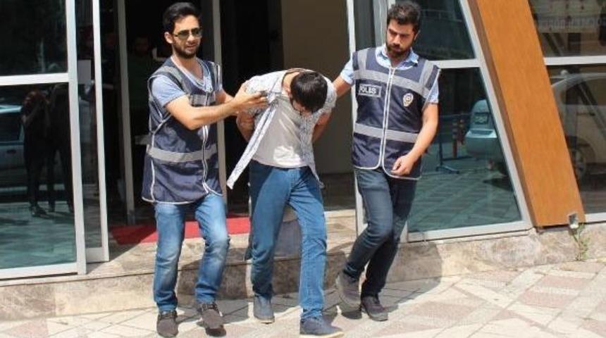 Kocaeli'de Baz Istasyonundan Ak&uuml; &Ccedil;alan Hırsızlar Yakalandı