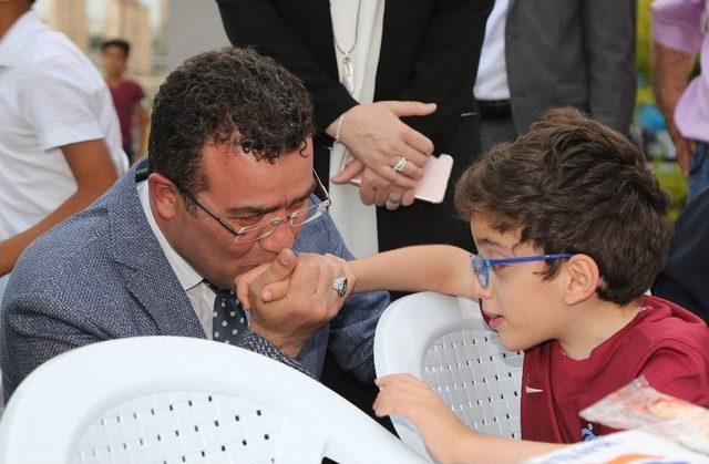 Atatepe Kültür Sanat Ve Eğitim Merkezine Görkemli Açılış 2