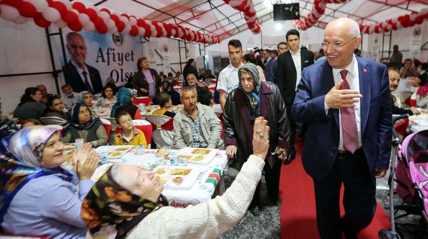 Yenimahalle Ve T&uuml;siav&rsquo;dan İftar İşbirliği