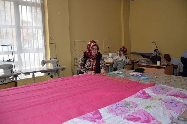 B&uuml;y&uuml;kşehir&rsquo;in Sosyal Tesisi Mahallenin Fabrikası Oldu 2