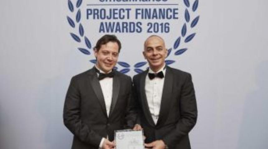 Ak Portföy’E Orta Ve Doğu Avrupa'nın En Iyi Güneş Enerjisi Proje Finansman Ödülü