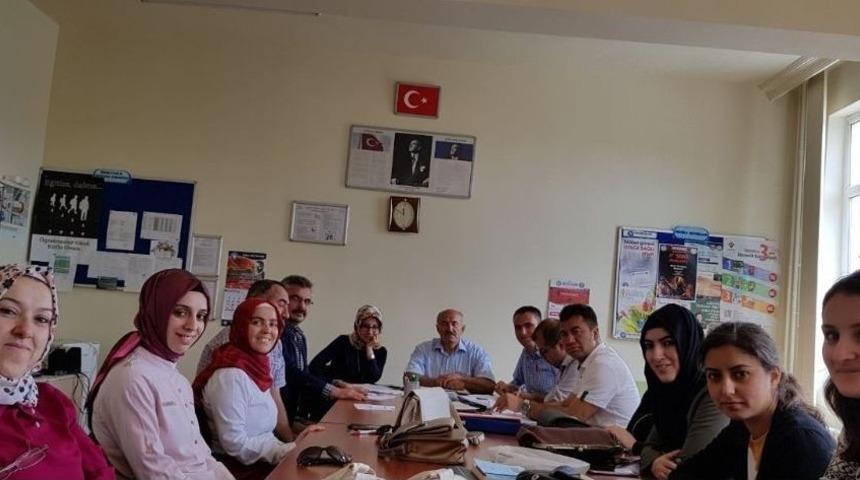Hisarcık&rsquo;ta &Ouml;ğretmenlere Mesleki &Ccedil;alışma Semineri