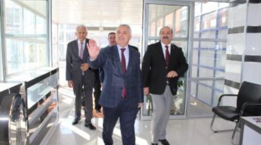 Esob İhtiya&ccedil; Sahibi 400 Aileye Gıda Paketi Dağıttı