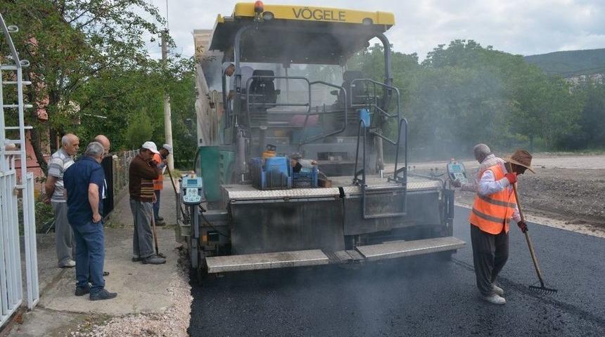 Niksar&rsquo;da Asfalt &Ccedil;alışmaları Başladı