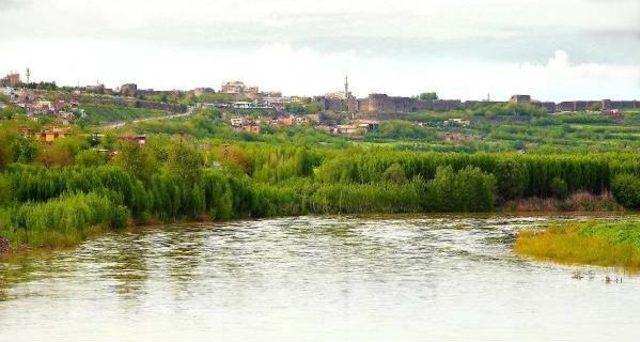 Diyarbakır Surları Için Projelendirme Ve Restorasyon