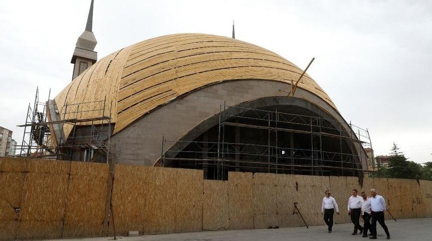 Talas&rsquo;ın En Farklı Camisinde &Ccedil;alışmalar Devam Ediyor