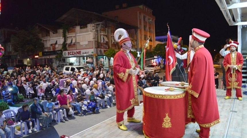 Mobil Sahne Turlarına Devam Ediyor