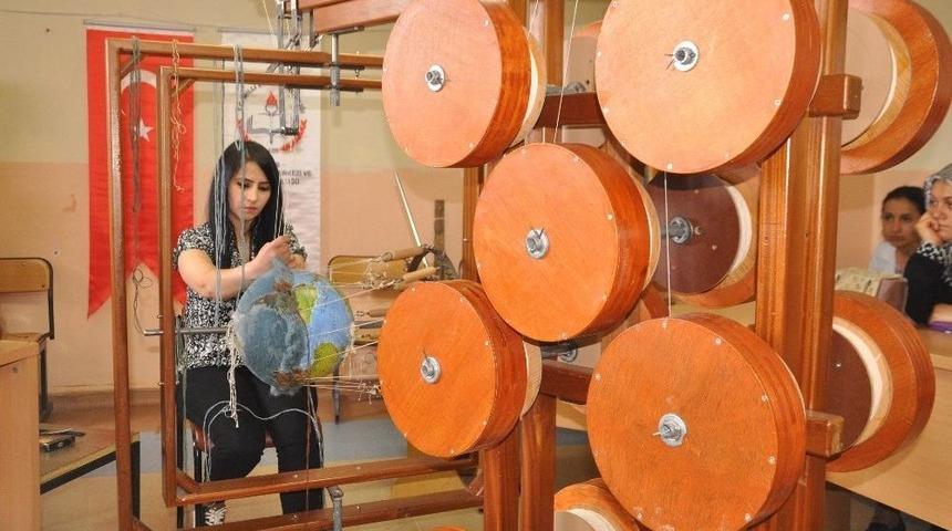 Sivas&rsquo;ta K&uuml;re Halı &Uuml;retildi