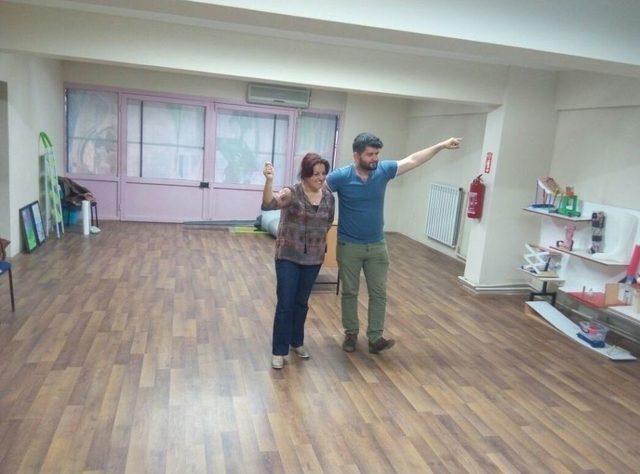 Düzce Bilim Ve Sanat Merkezinde Drama Çalışması 2