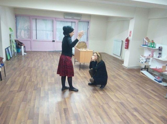 Düzce Bilim Ve Sanat Merkezinde Drama Çalışması 3
