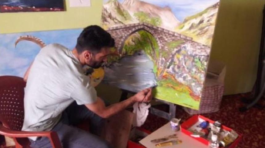 &Ccedil;ukurcalı Gen&ccedil; Ressam, Memleketinin Sanatla Anılmasını Istiyor