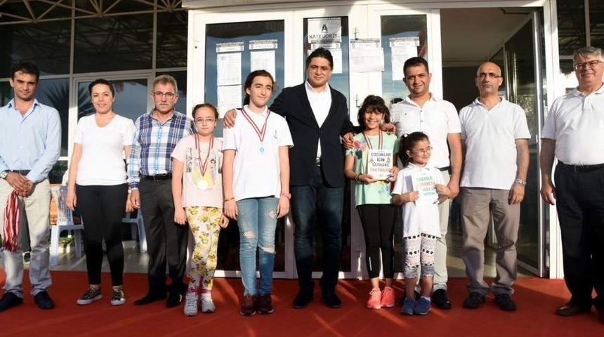 Aliağa&rsquo;da Satran&ccedil; Turnuvası Sona Erdi