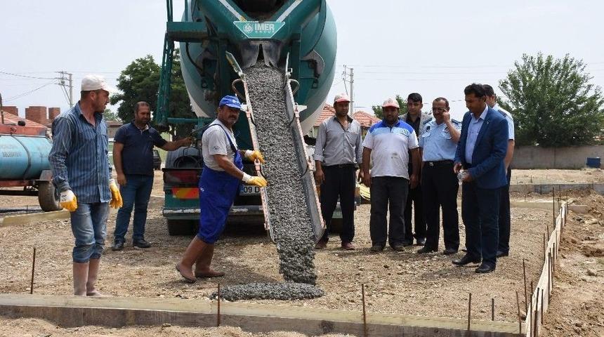 Acarlar’a Sosyal Tesis Kazandırılıyor