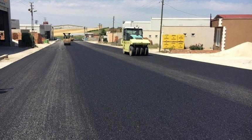 Demir Ve &Ccedil;imentocular Sitesinde Asfalt &Ccedil;alışması Yapıldı