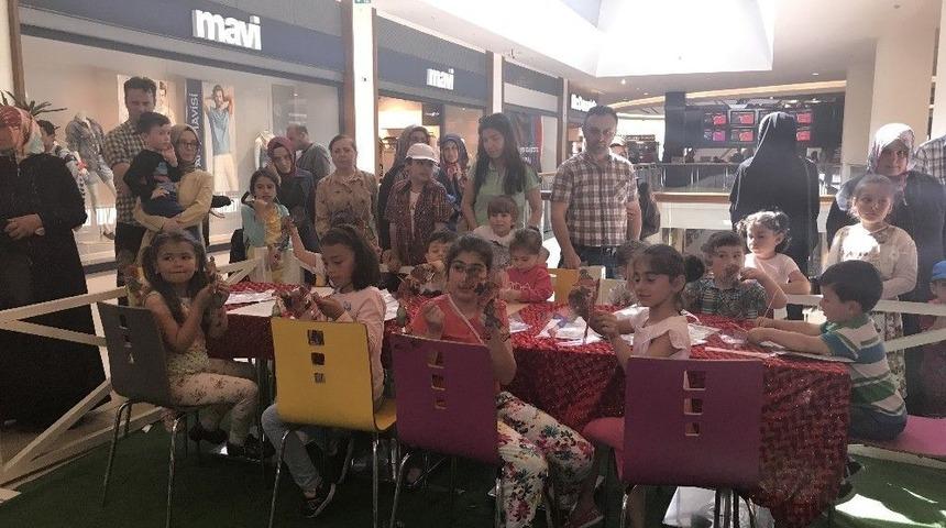 Karnelerini Alan &Ouml;ğrenciler, Forum Erzurum&rsquo;a Koştu