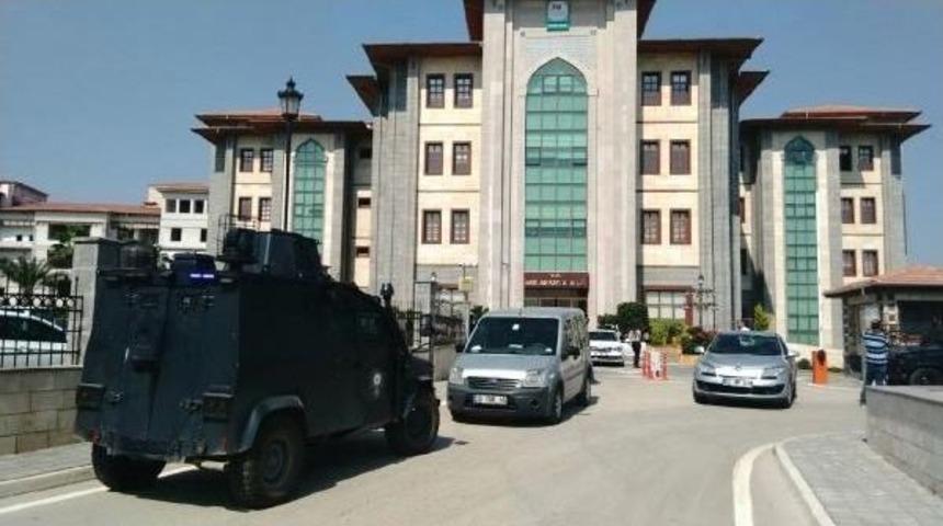 Belediyede 3 Kişi Silahla Rehin Alındı (2)