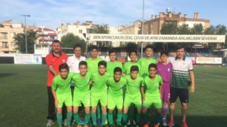 B&uuml;y&uuml;kşehir U13 Şampiyonaya İyi Başladı
