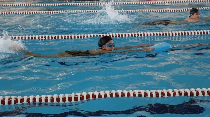 Minik Y&uuml;z&uuml;c&uuml;ler T&uuml;rkiye Şampiyonasına Katılacak