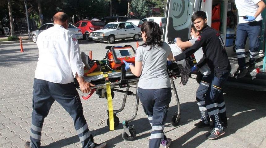 Otomobil Takla Attı: 3 Yaralı