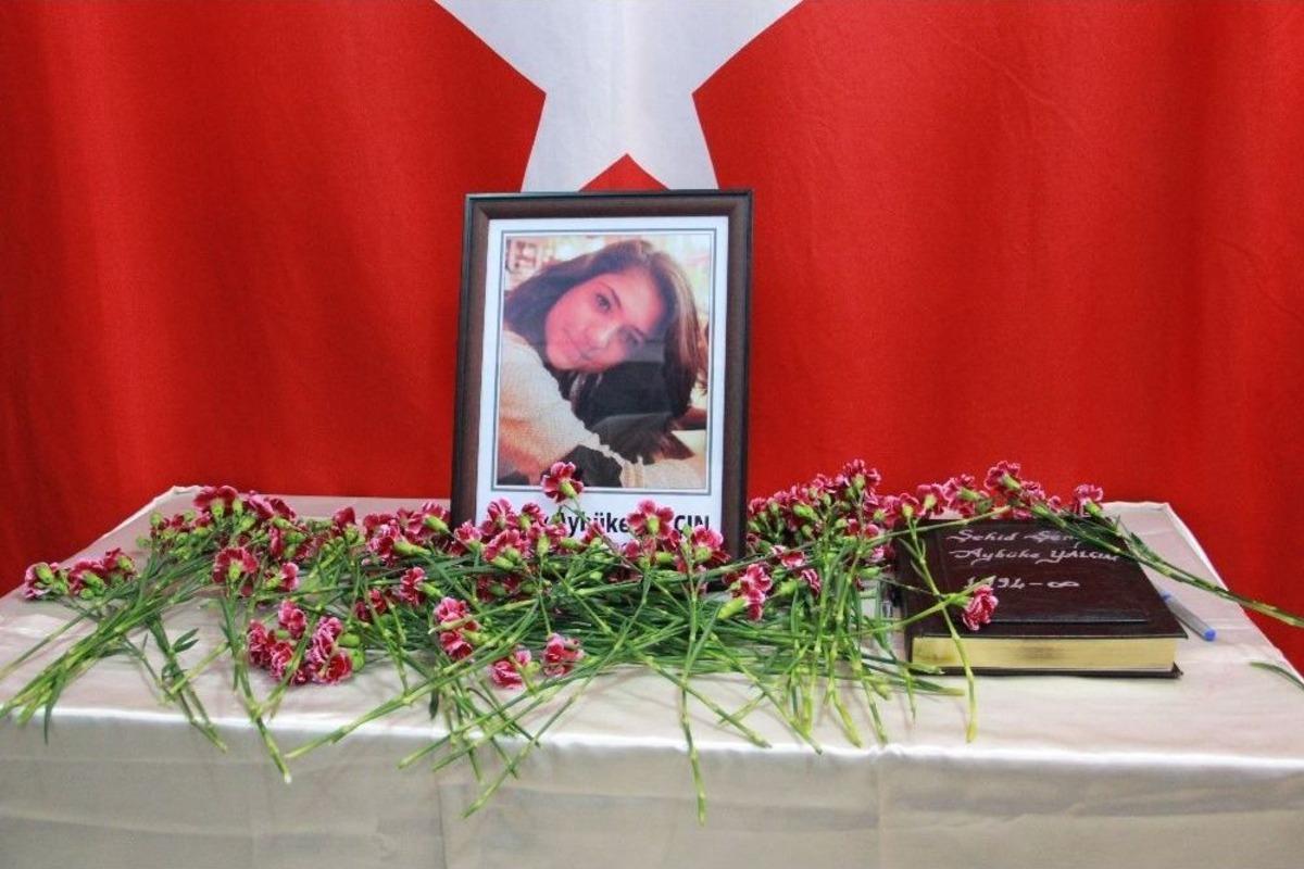 Kozluk, Ayb&uuml;ke &Ouml;ğretmen İ&ccedil;in Y&uuml;r&uuml;d&uuml;