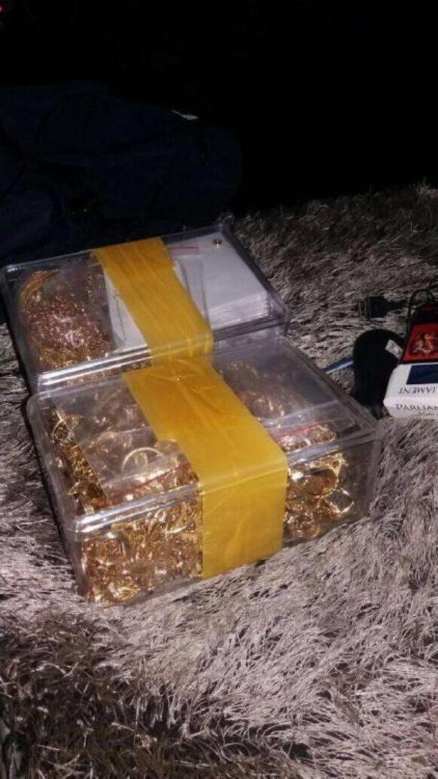 Rize&rsquo;De Yurt Dışına Ka&ccedil;ırılmaya &Ccedil;alışılan Altın Ve G&uuml;m&uuml;ş Le Ge&ccedil;irildi 1