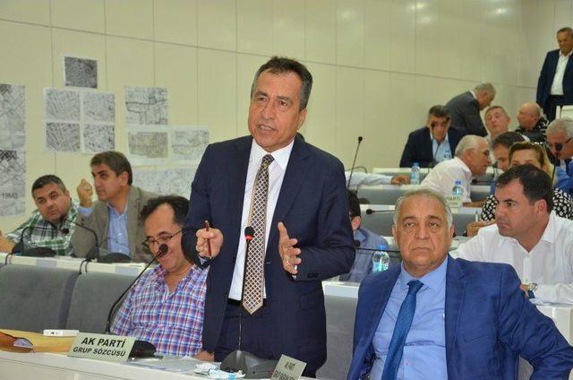 İzmir B&uuml;y&uuml;kşehir Belediye Meclisinde G&uuml;ndem Statlar 1