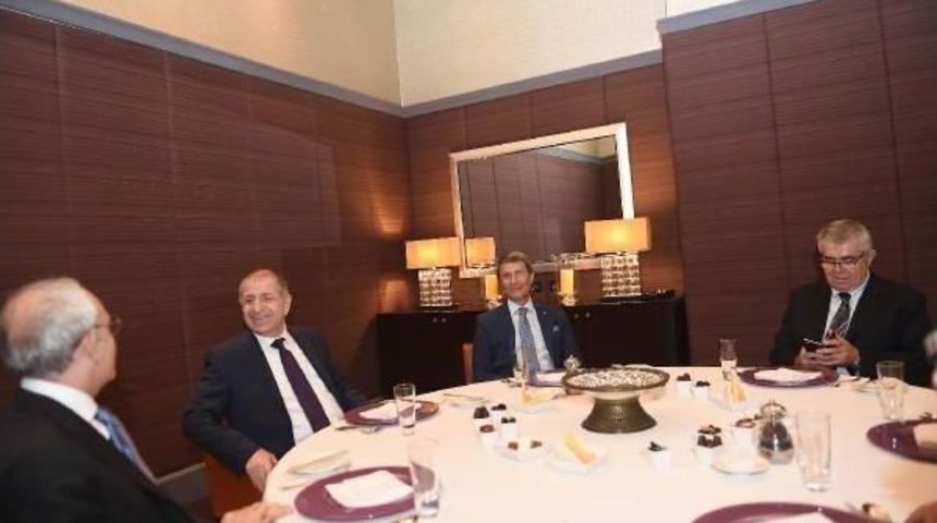 Kılı&ccedil;daroğlu, &Uuml;mit &Ouml;zdağ Ile Iftarda Bir Araya Geldi