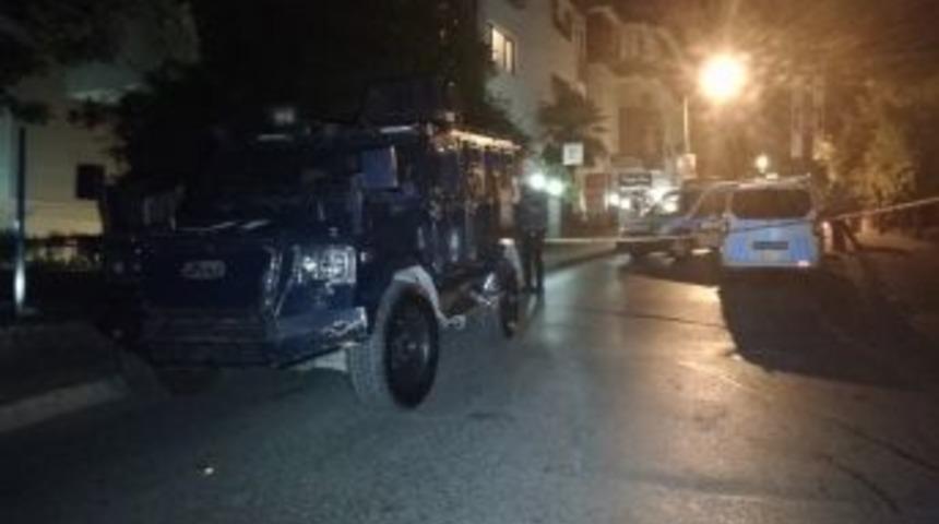 Kadık&ouml;y&rsquo;de Ter&ouml;r Operasyonu: 1 &Ouml;l&uuml;