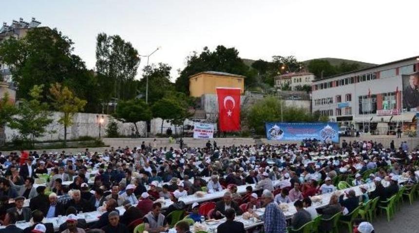 Kardeş Belediyeler Iftar Sofrasında Buluştu
