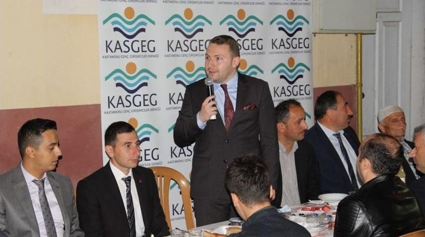 Kasgeg, Geleneksel Mahalle İftarını Yaptı