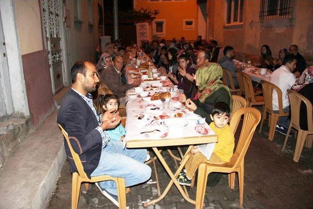 Kasgeg, Geleneksel Mahalle İftarını Yaptı 1