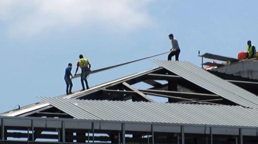 (&ouml;zel Haber) İstanbul&rsquo;da Tedbirsiz &Ccedil;alışan İş&ccedil;iler Y&uuml;rekleri Ağza Getirdi