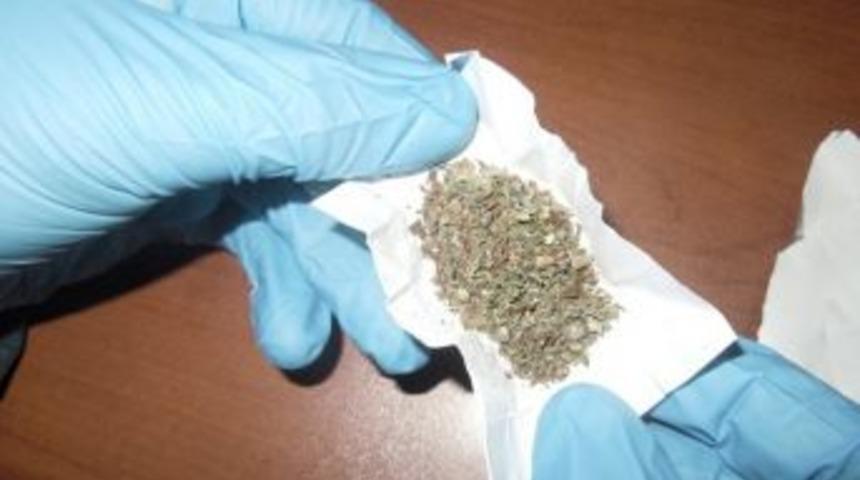 Uygulama Noktalarında Uyuşturucu Operasyonu