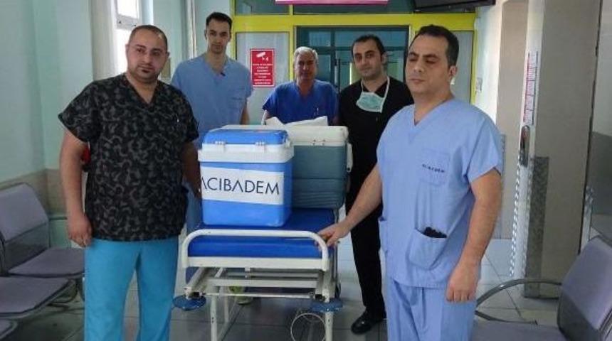 Karaciğeriyle Hayat Verecek