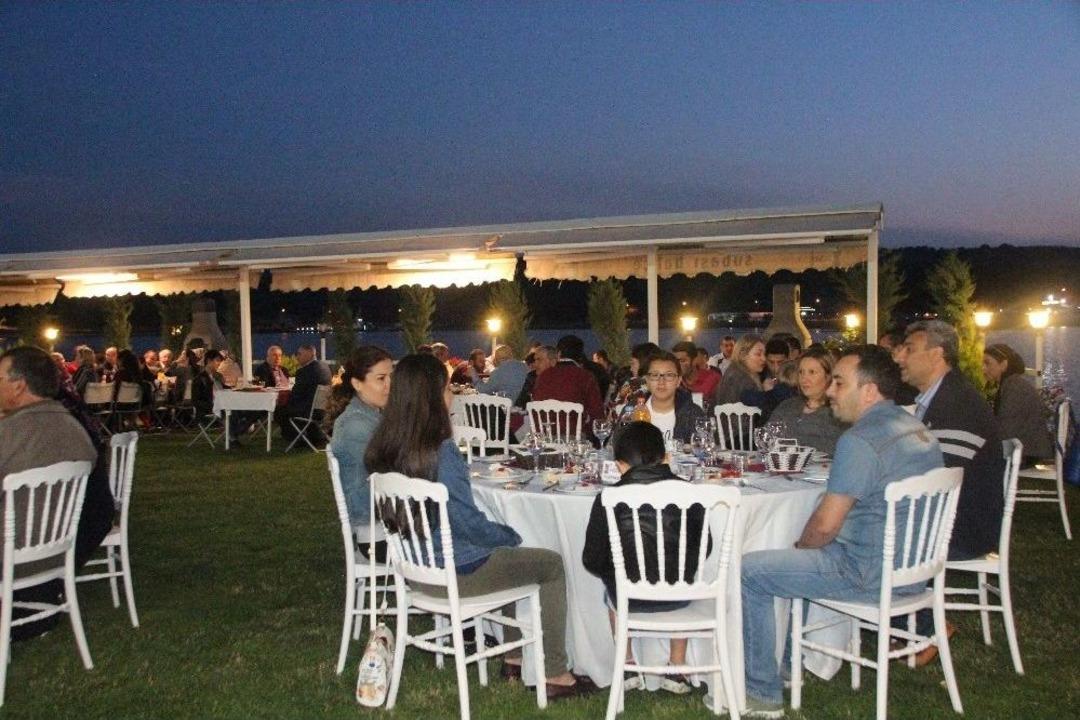 Bilecik Giyim Ve Mensucat Odasından &Uuml;yelerine İftar