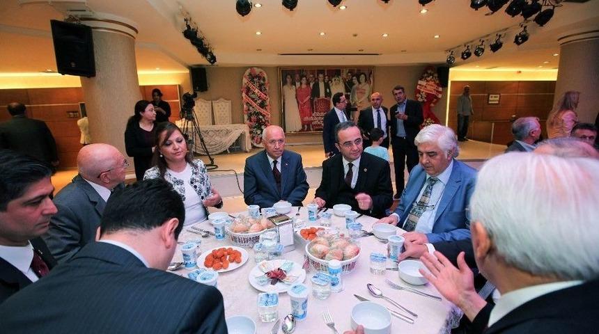 Egeliler Yenimahalle&rsquo;de İftar Yaptı