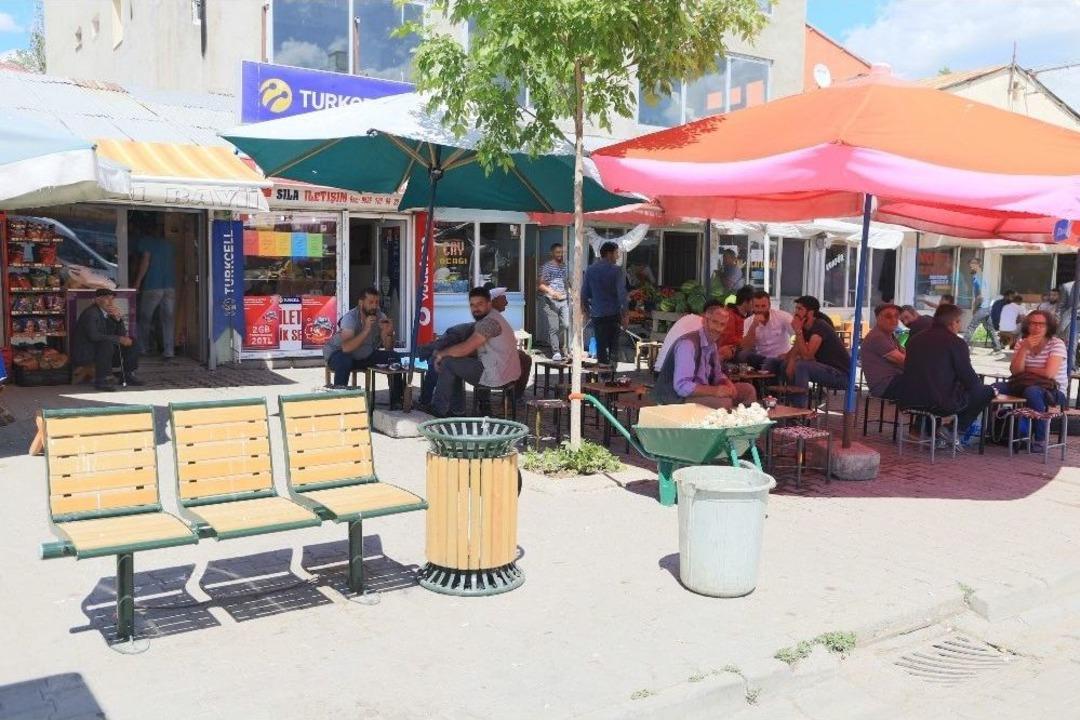 Kayyumdan İl&ccedil;eye 12 Park Ve Spor Merkezi