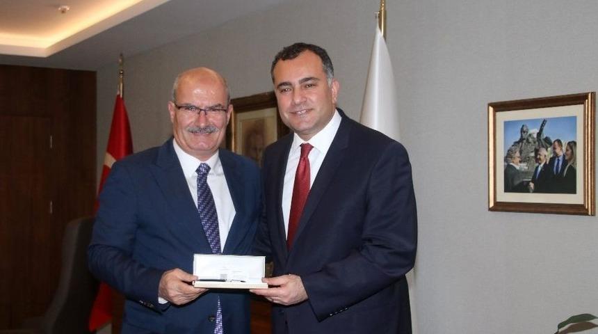 Ato Başkanı Baran&rsquo;dan &Ccedil;ankaya Belediye Başkanı Taşdelen&rsquo;e Ziyaret