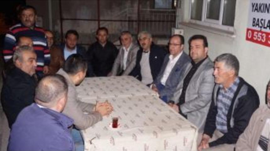 Ak Parti&rsquo;nin Tepebaşındaki İftarları