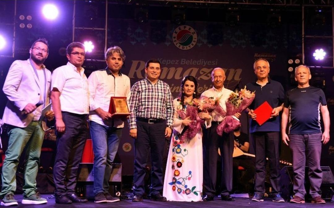 T&uuml;t&uuml;nc&uuml; Hemşehrilerini Yalnız Bırakmıyor