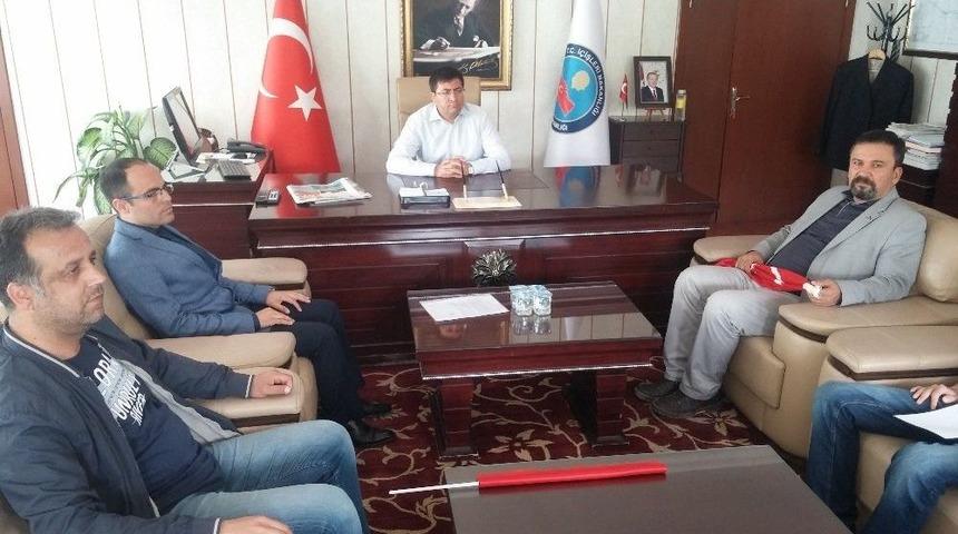 T&uuml;rk Eğitim-sen: &rsquo;şehit &Ouml;ğretmenin Adı Okula Verilsin&rsquo;