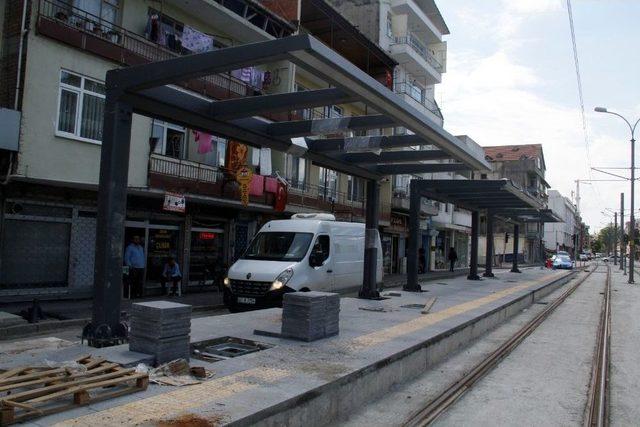 Tramvayda Duraklar Şekil Almaya Başladı 1